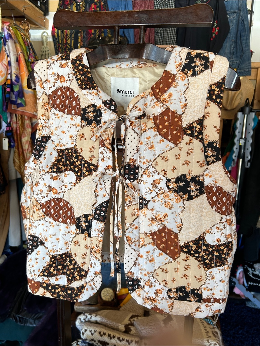 &merci Patchwork Floral Tie-Front Vest — Brown & Cream
